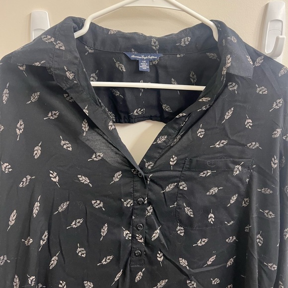 American Eagle Cutout Back Blouse - Picture 2 of 7